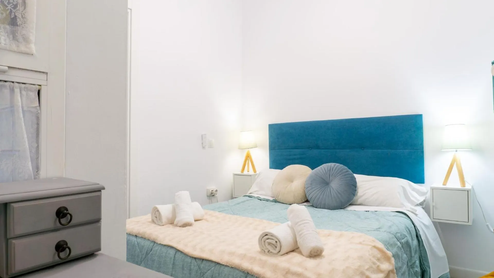 Uvedoble Flat Malaga Center Apartment